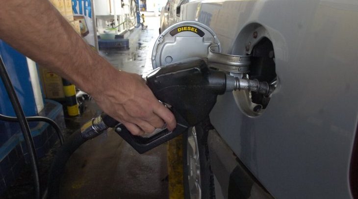 300 Guaraníes más por litro en todos los combustibles.