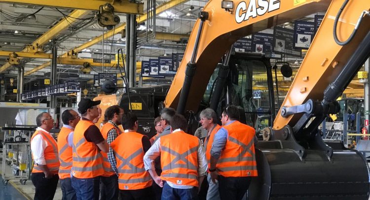 CASE Construction Equipment reafirma lazos con clientes del Mercosur