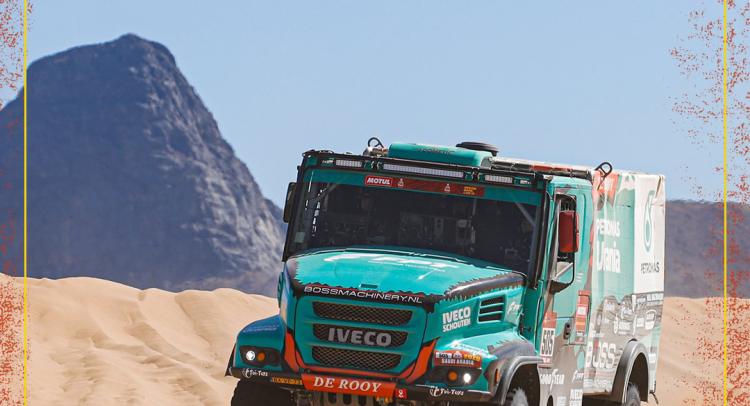 Podio para el PETRONAS Team De Rooy IVECO en el inicio del Rally Dakar 2020