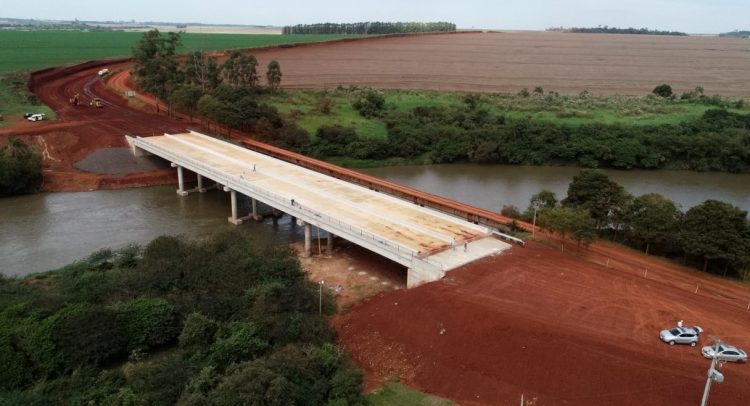 Puente de 120 metros sobre el Río Monday está próximo a inaugurarse