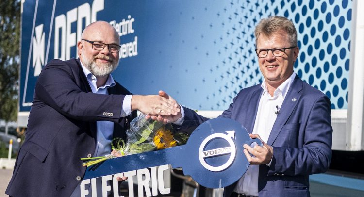 Volvo Trucks recibe un pedido récord de camiones eléctricos