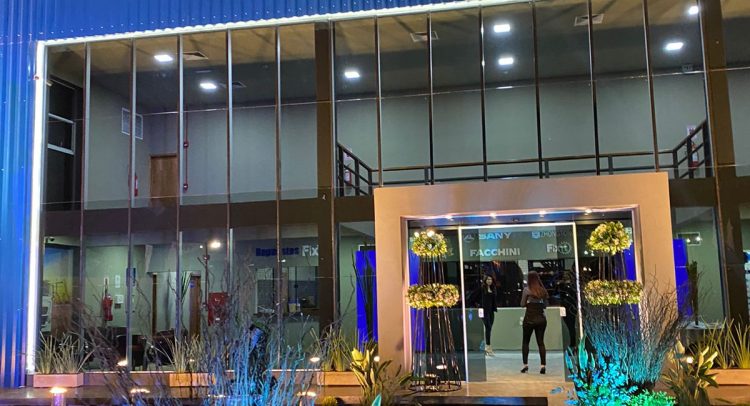 TIMBO inauguró su nueva oficina comercial y servicio posventa en Ciudad del Este