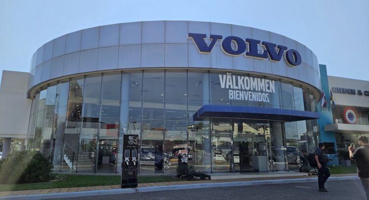 Grupo Rieder organiza Feria de repuestos originales Volvo Construction