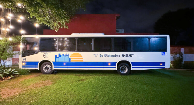 TB UNO Lanzamiento del nuevo bus hecho en Paraguay