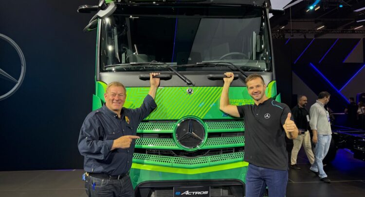 Mercedes-Benz presenta nuevos camiones y servicios en Fenatran 2024