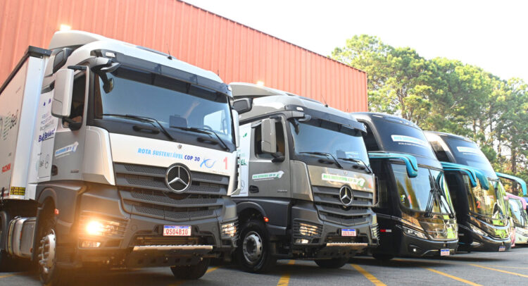 Mercedes-Benz y Be8 prueban nuevo biocombustible en ruta de 4.000 km rumbo a la COP30 para medir eficiencia y reducción de emisiones en transporte pesado.