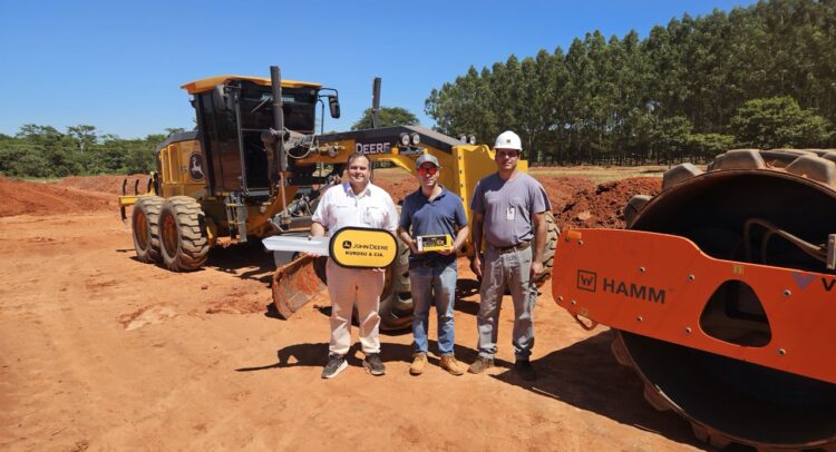 Kurosu & Cía potencia a Vialterra S.A. con la entrega de dos equipos de gran porte para obras de alta exigencia